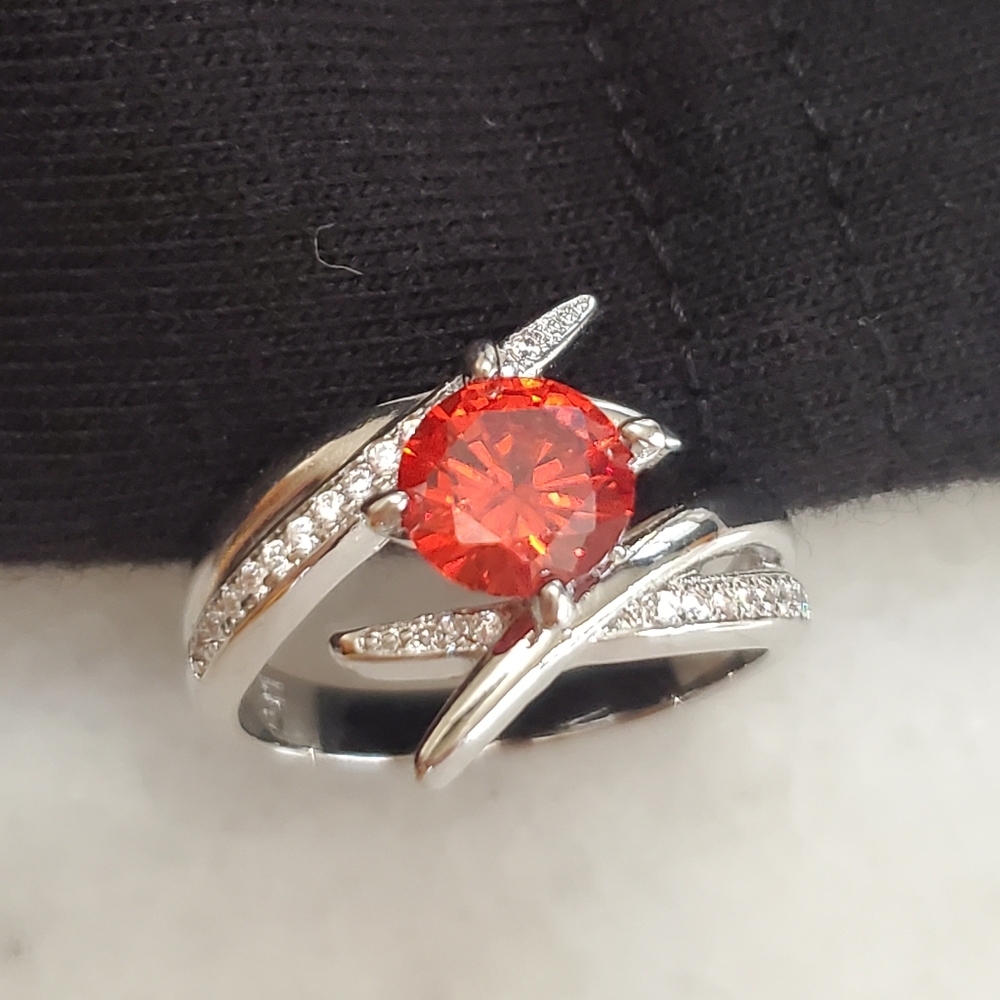 Red & Silver Ring - Picture 5 of 6